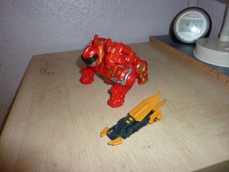 Giant Savers DX toy review